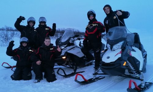 Snowmobile friends on Finnmarksvidda